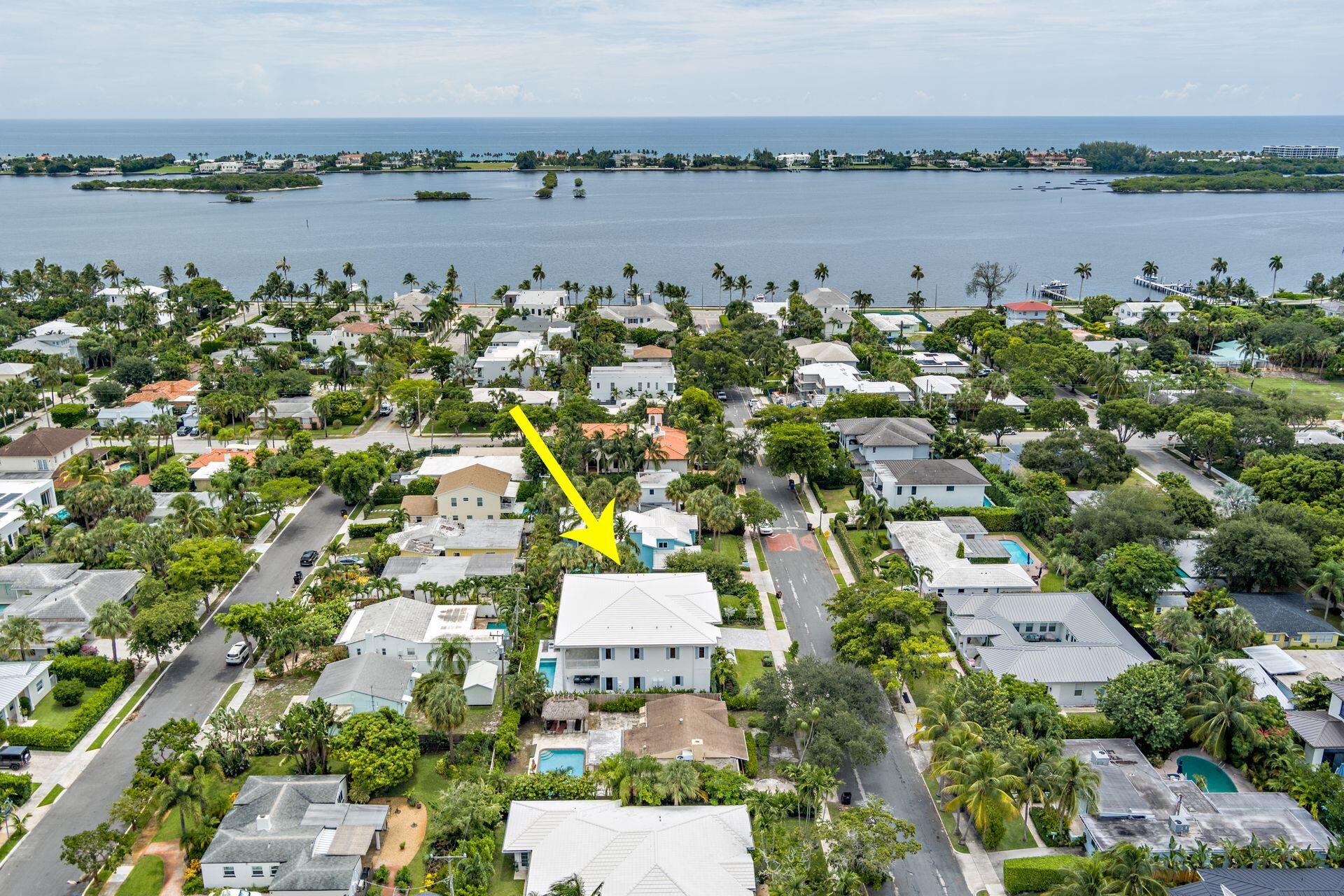 EDGEWATER - Residential