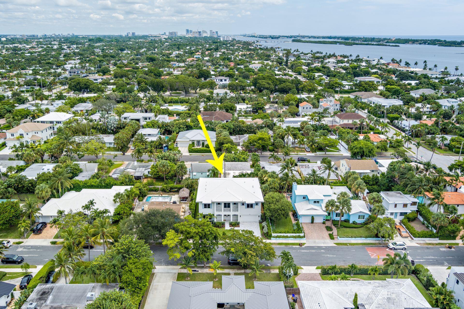 EDGEWATER - Residential