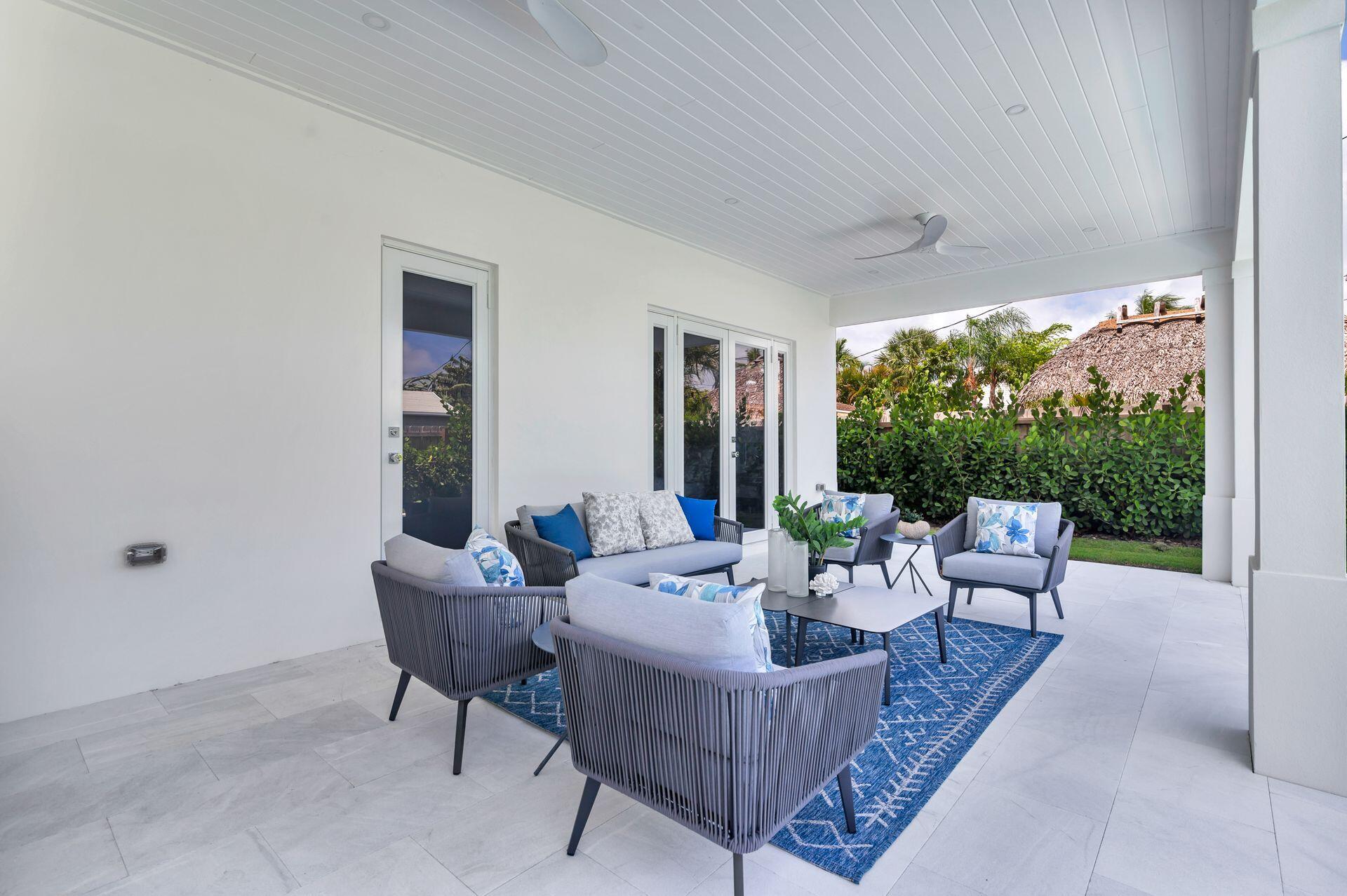 EDGEWATER - Residential