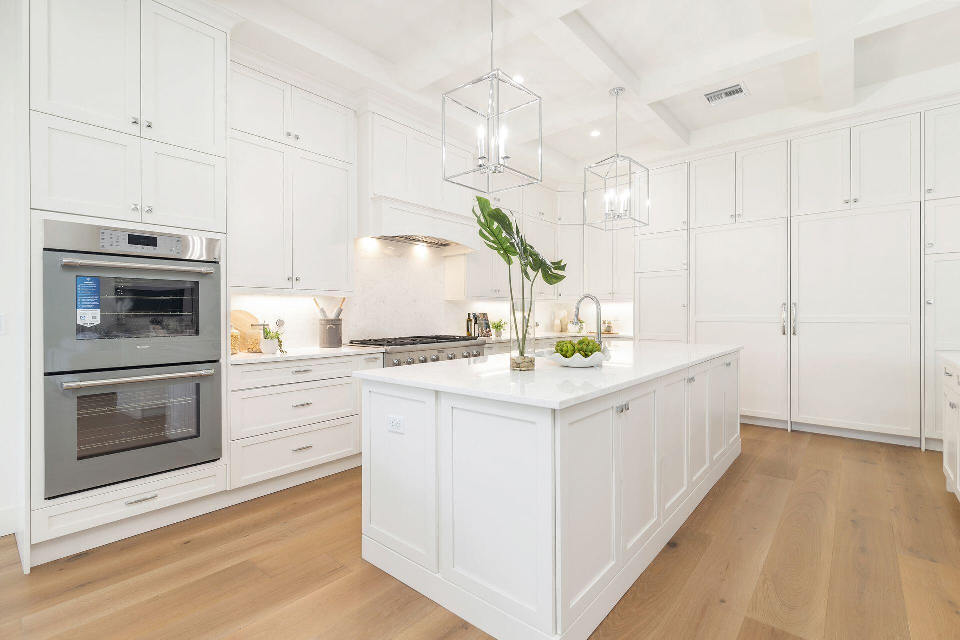 EDGEWATER - Residential