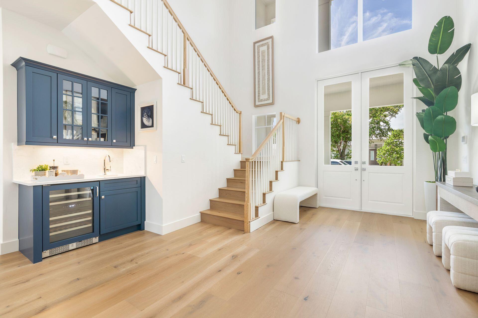 EDGEWATER - Residential