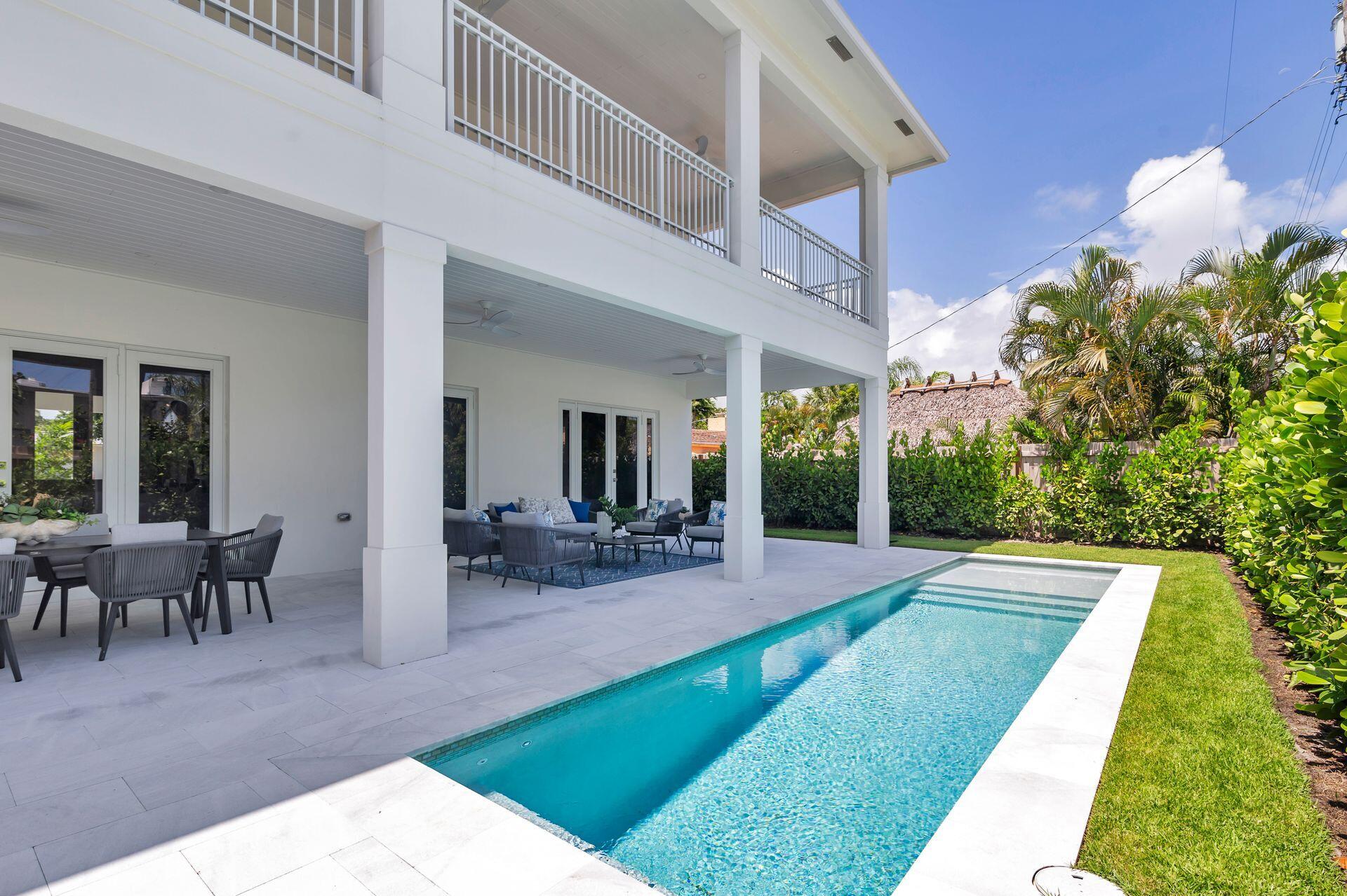 EDGEWATER - Residential