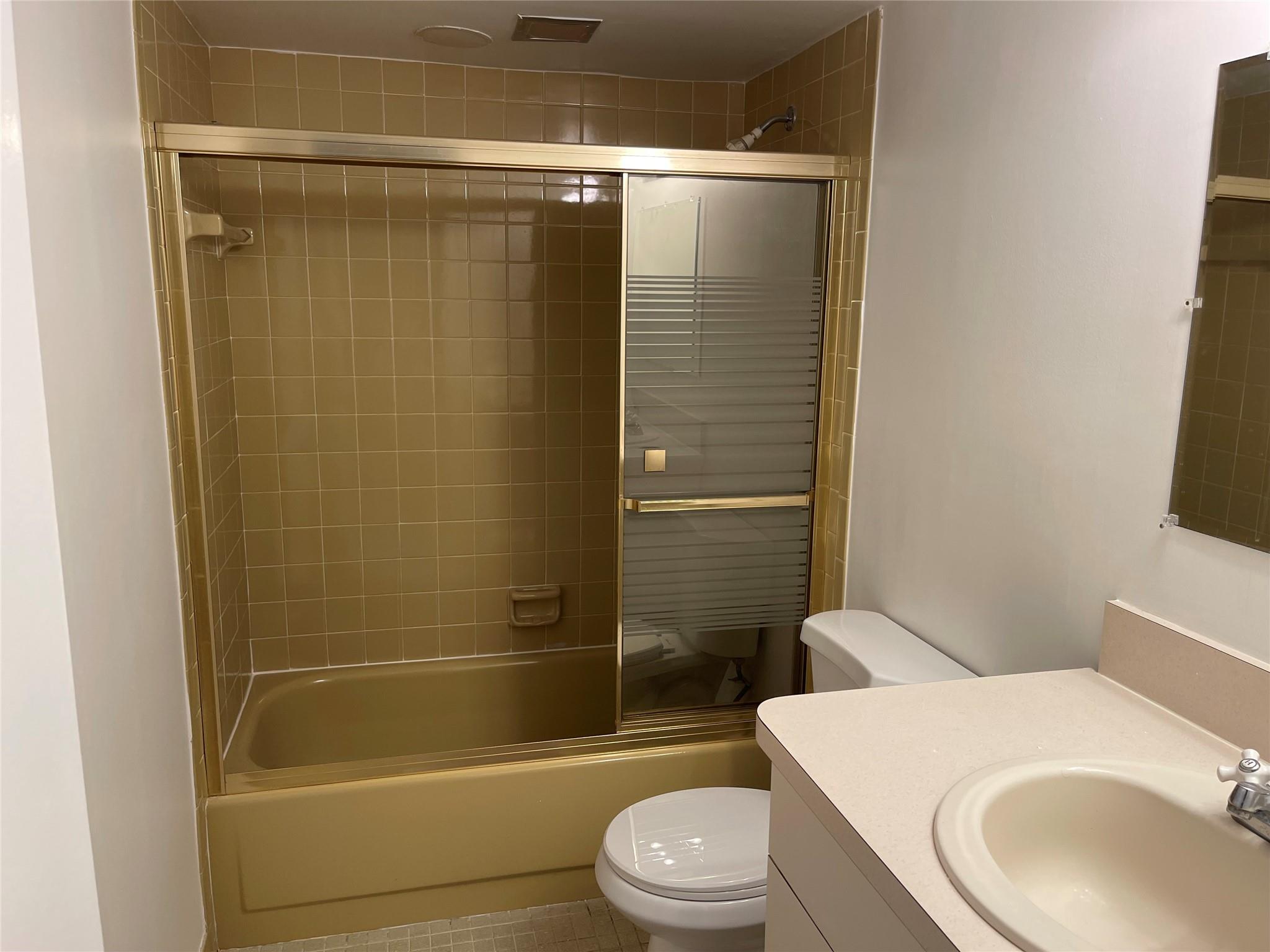 Meadowbrook Lakes Condo - Residential
