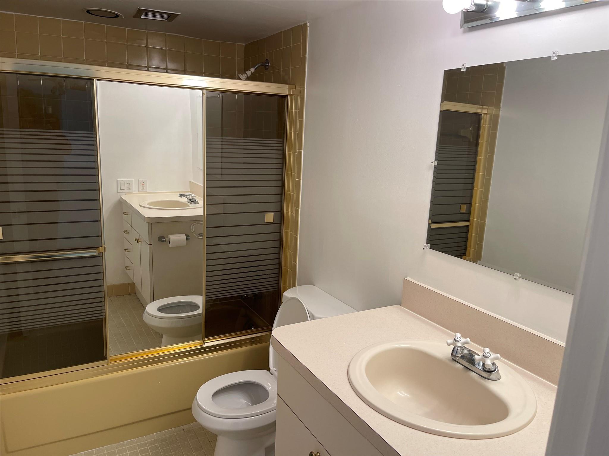 Meadowbrook Lakes Condo - Residential