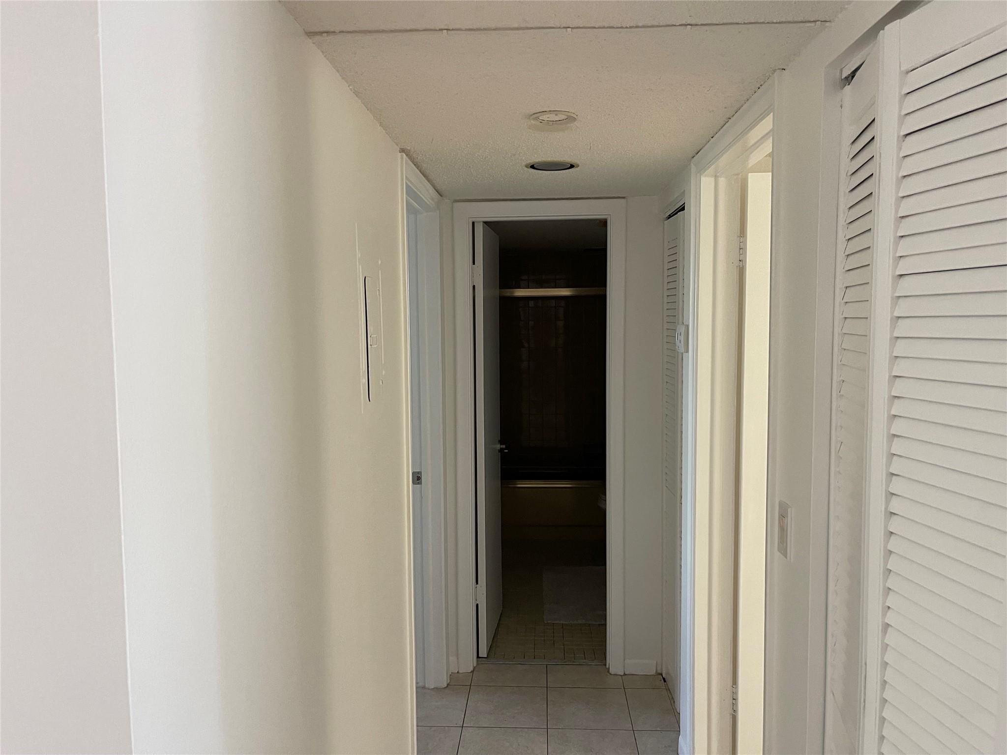 Meadowbrook Lakes Condo - Residential