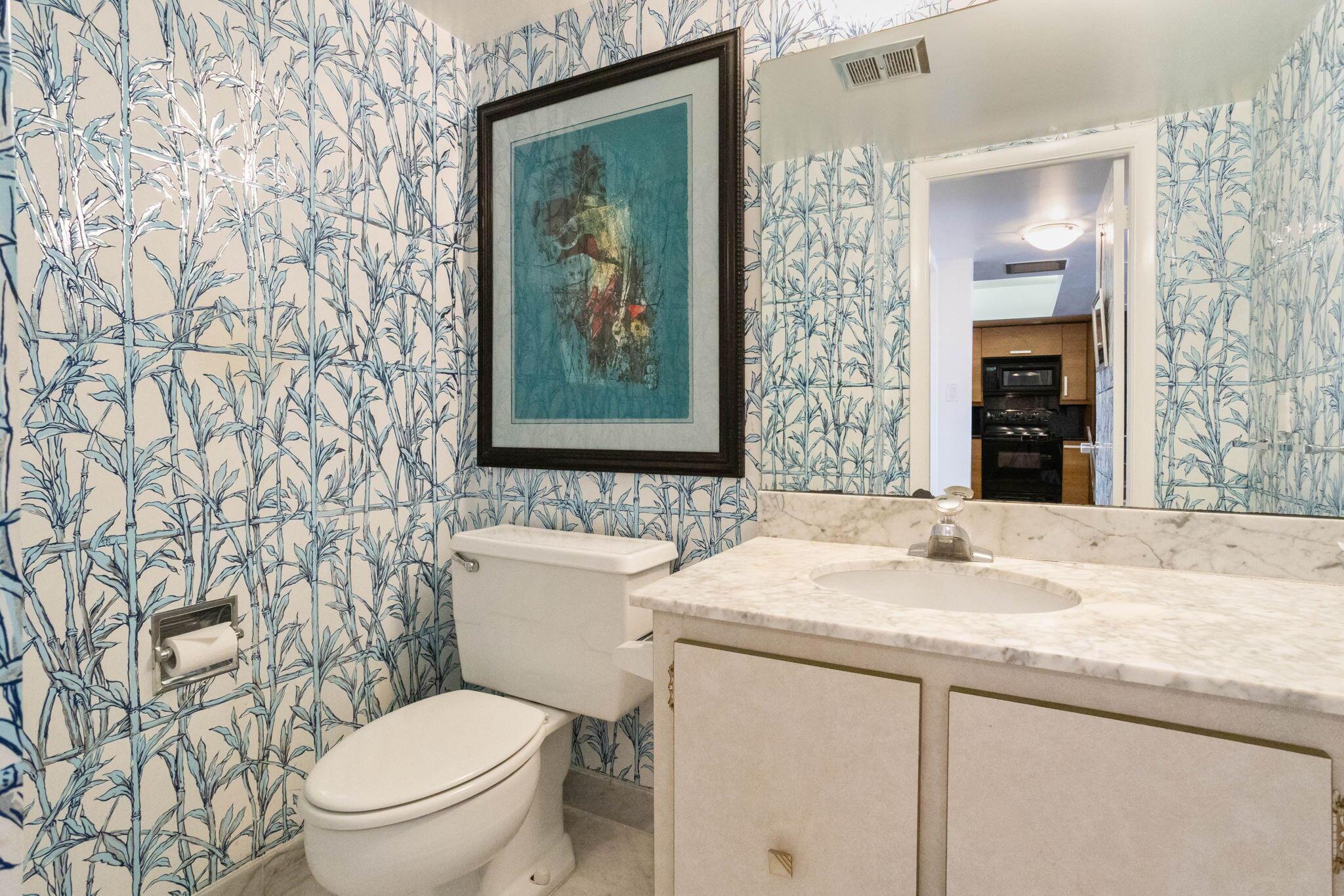 ABERDEEN ARMS CONDO - Residential