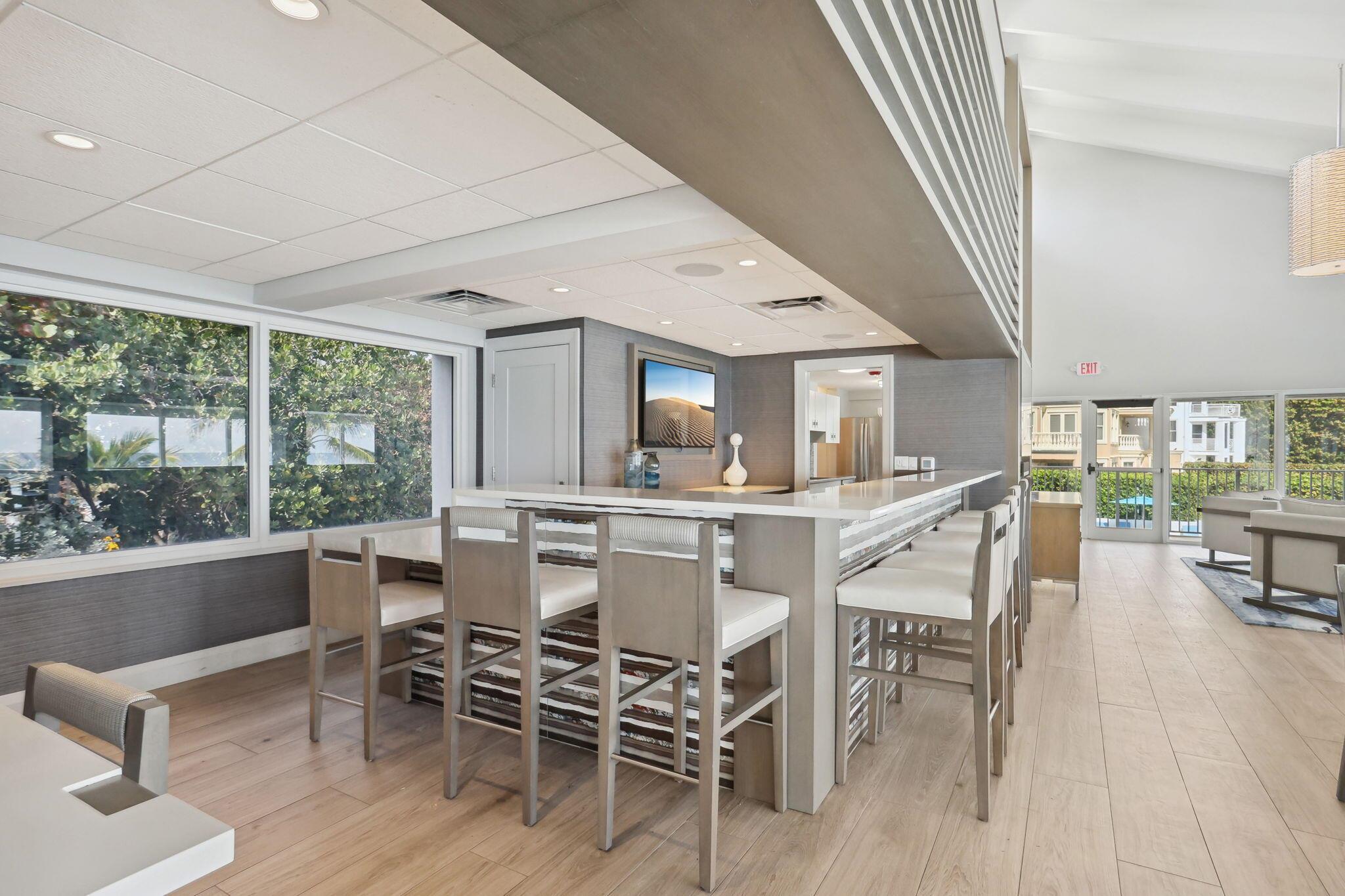 ABERDEEN ARMS CONDO - Residential