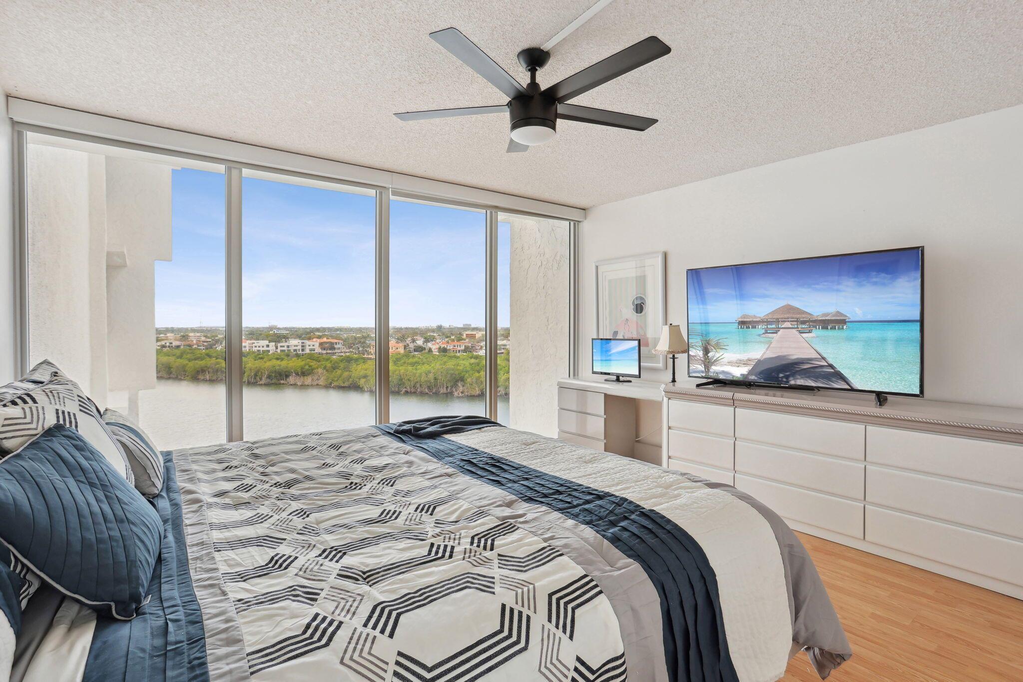 ABERDEEN ARMS CONDO - Residential