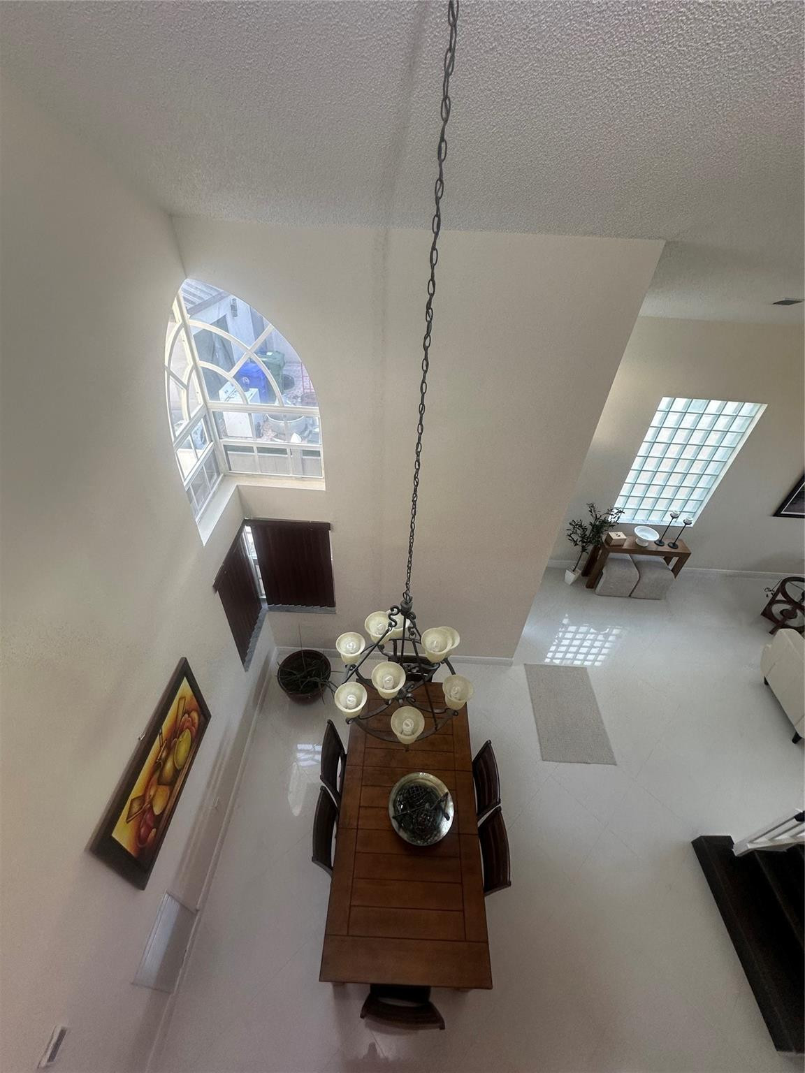 Towngate 156-11 B - Residential