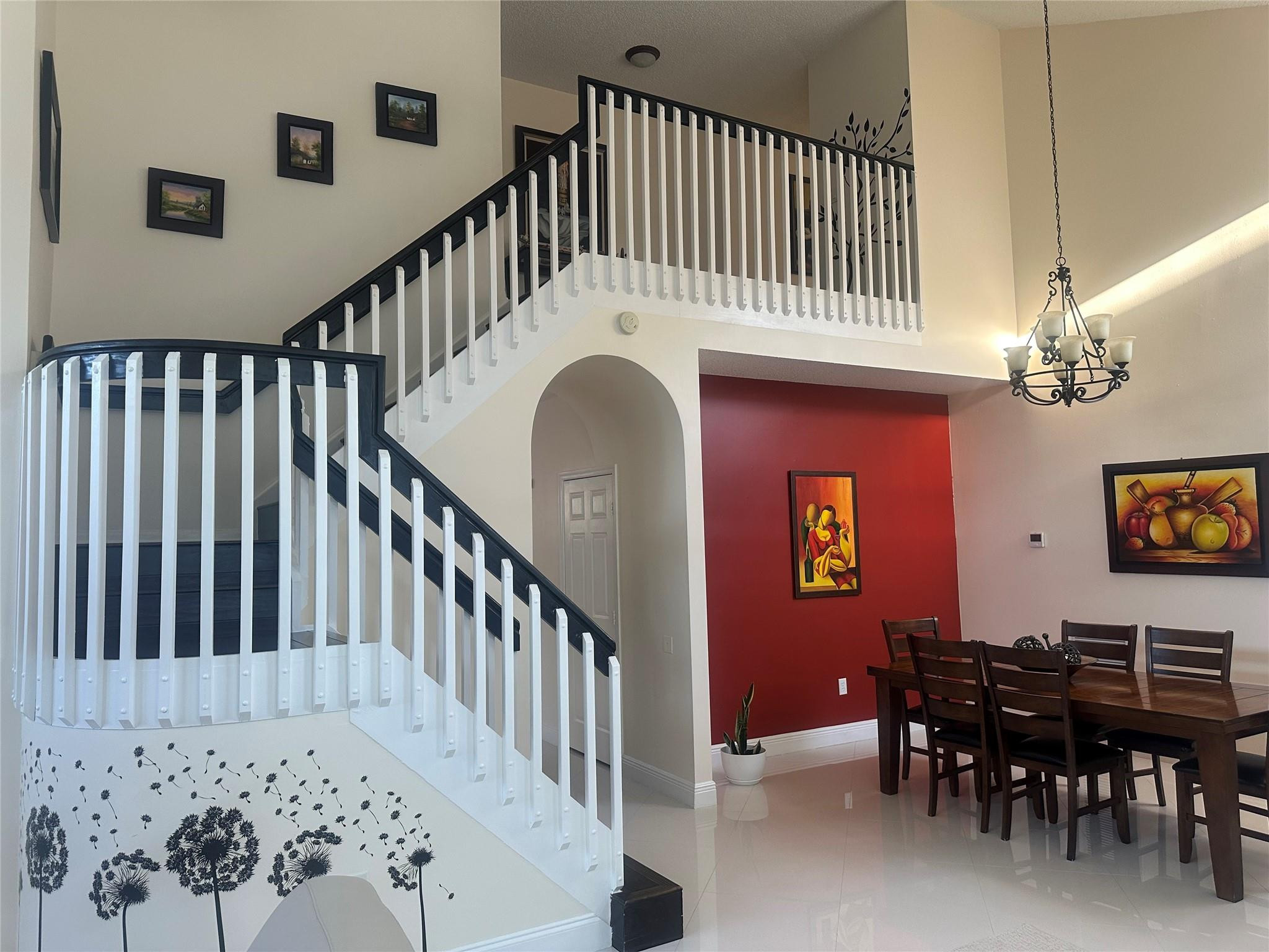 Towngate 156-11 B - Residential