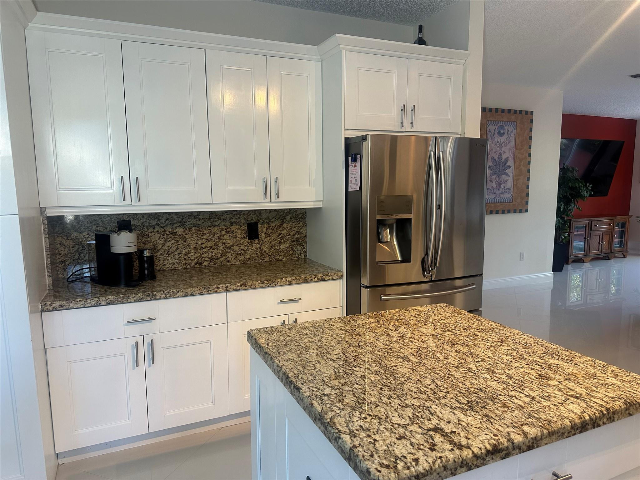 Towngate 156-11 B - Residential