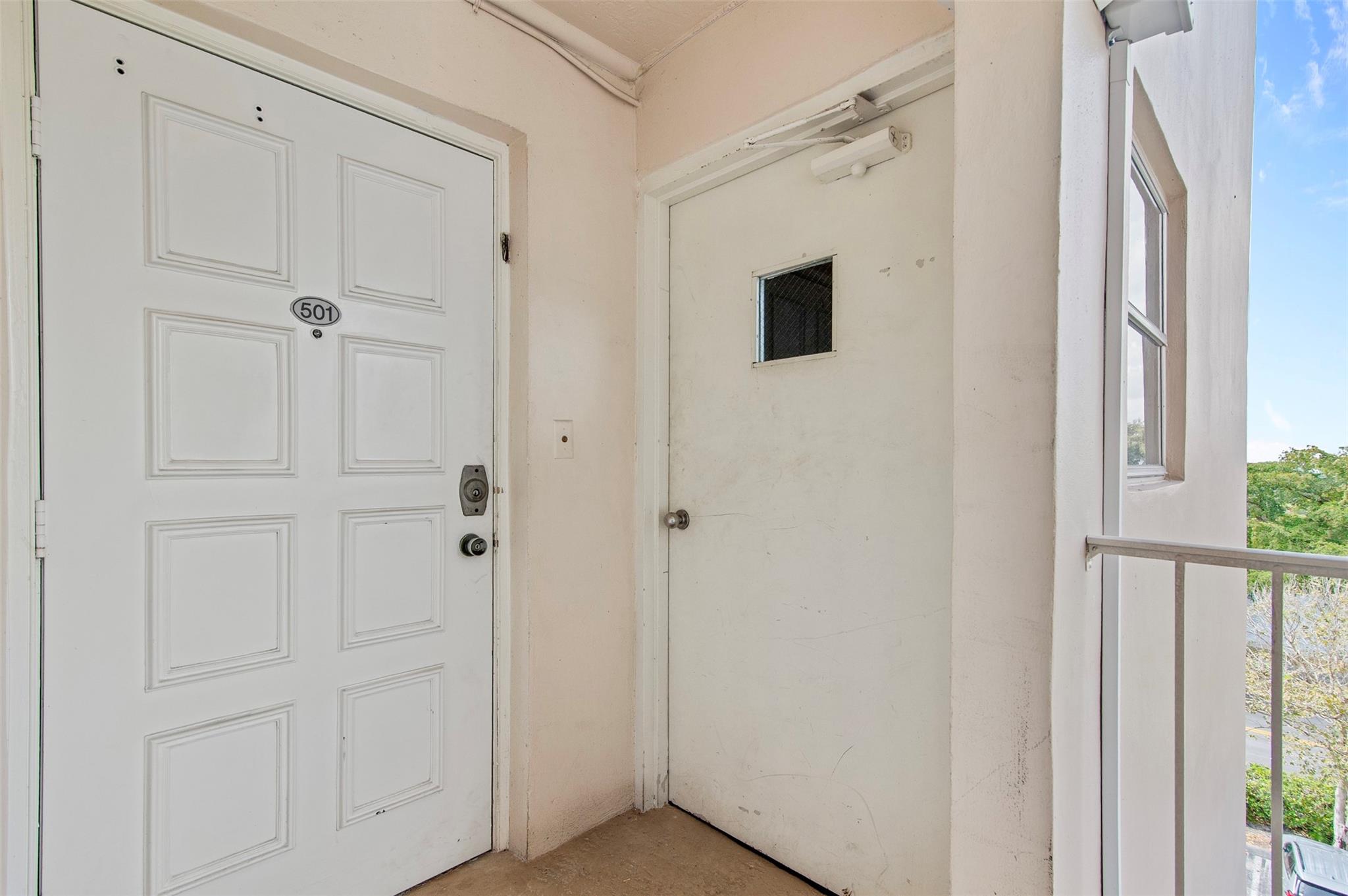 No 31 Palm-Aire Country C - Residential Lease