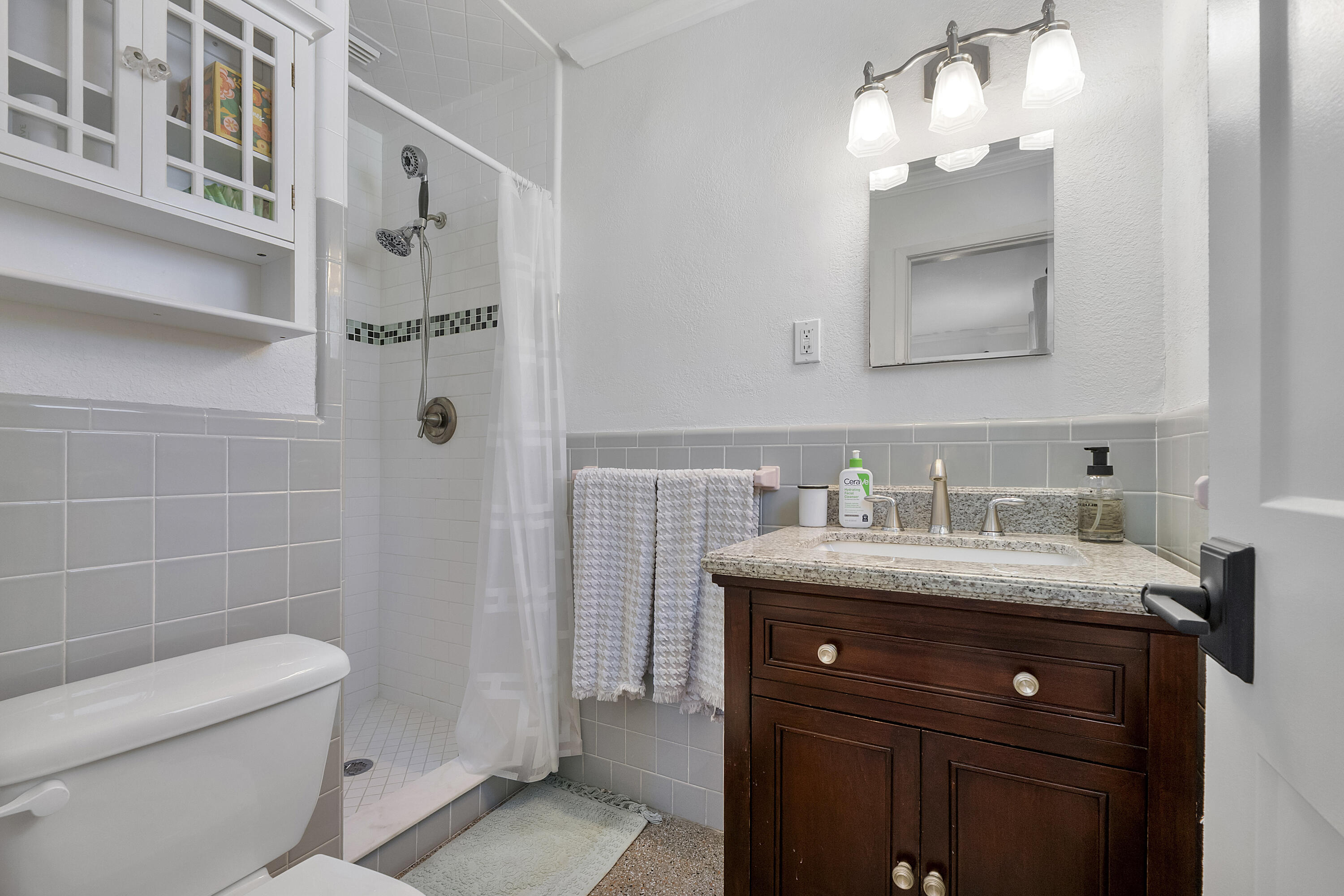 PEARL ESTATES - Residential