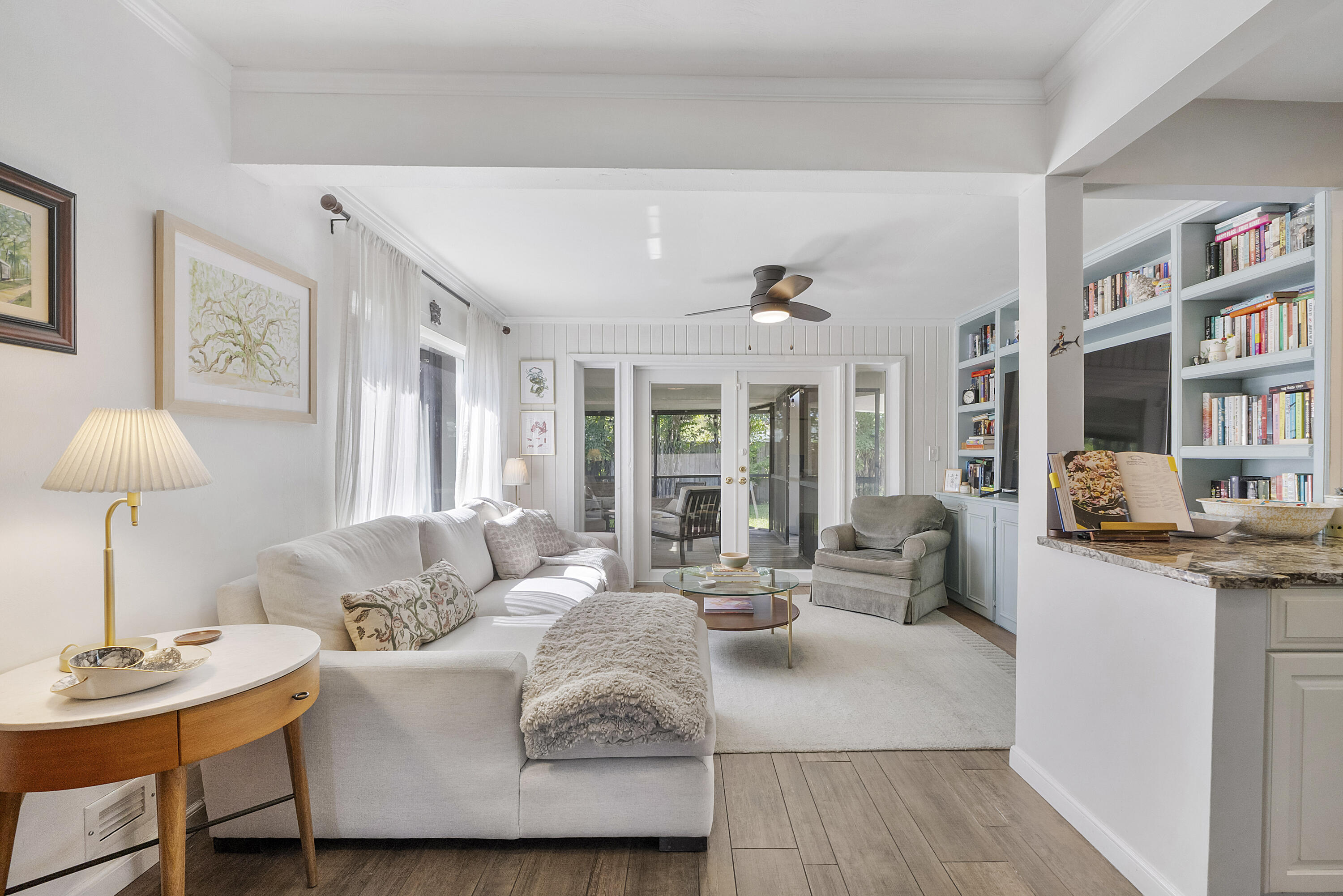 PEARL ESTATES - Residential