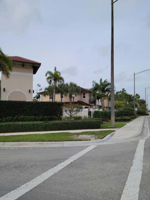 Tiny photo for 6960 Long Pine Circle, Coconut Creek, FL 33073 (MLS # B26045872)