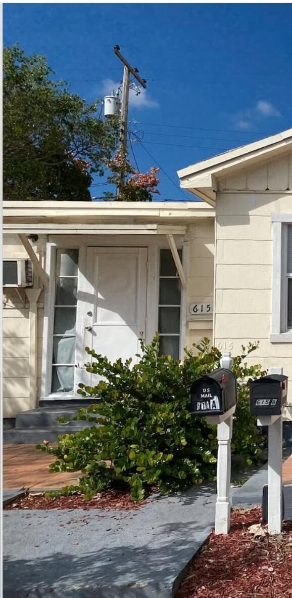 View photos, virtual tours, details... 617 N DIXIE Highway