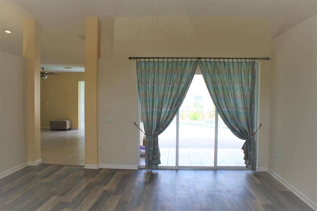 PORT ST LUCIE SECTION 17 - Residential