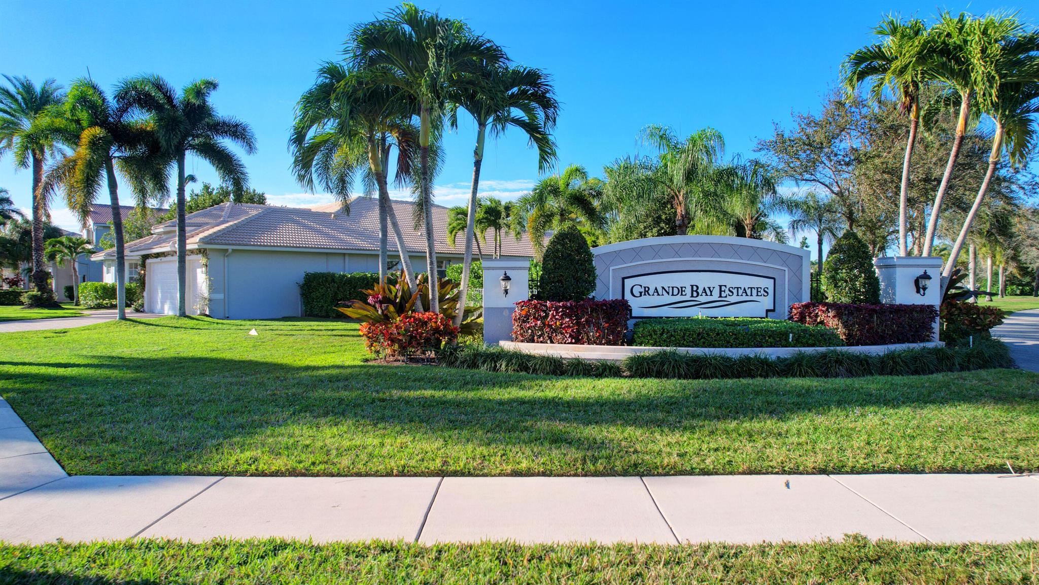 4682 Island Reef Drive