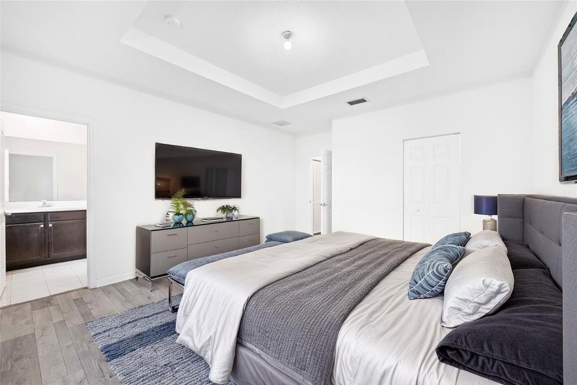 Simonton Court 176-49 B - Residential Lease