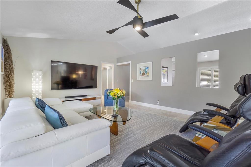 CYPRESS RUN - Residential