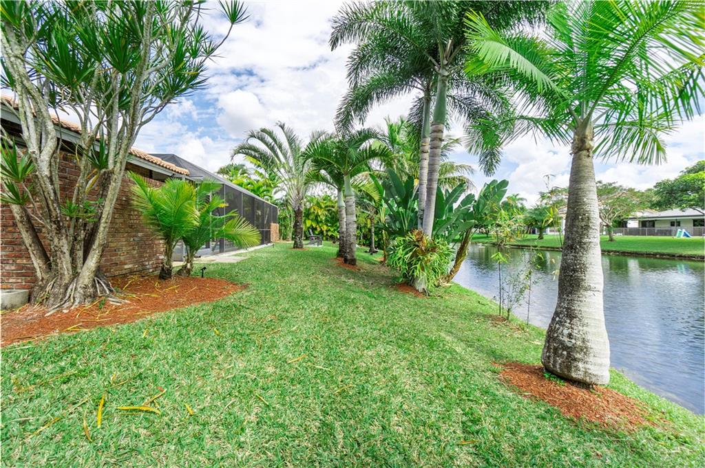 CYPRESS RUN - Residential