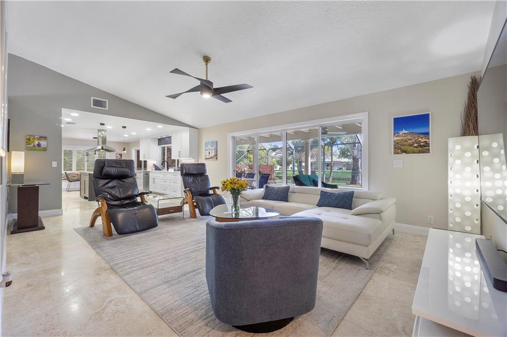 CYPRESS RUN - Residential