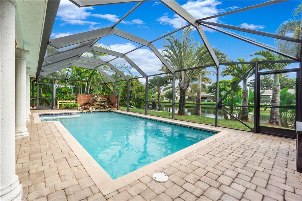 CYPRESS RUN - Residential
