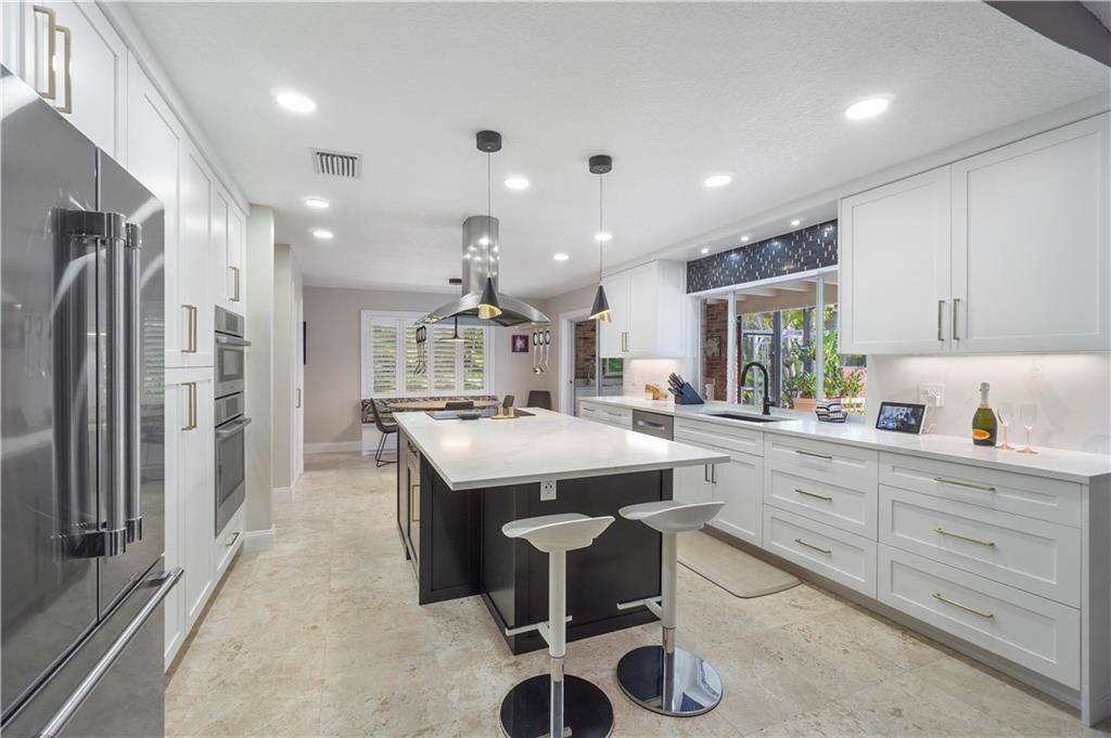 CYPRESS RUN - Residential