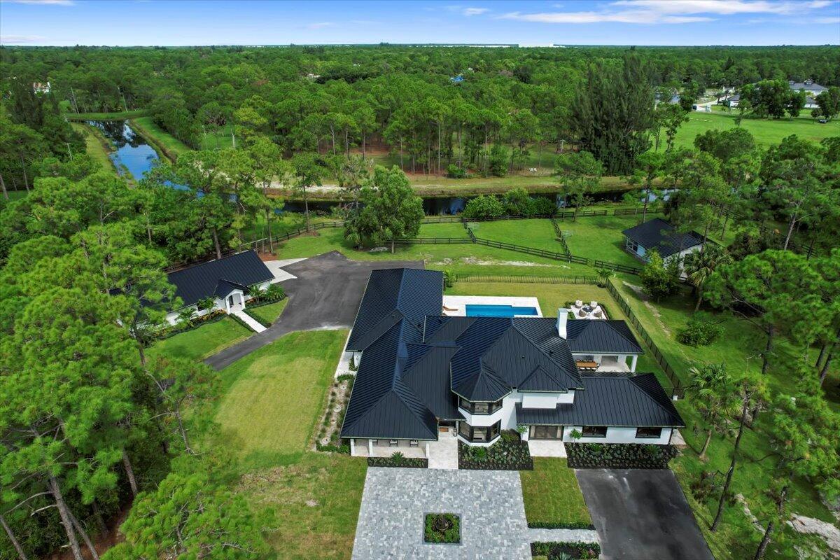 CALOOSA - Residential Lease