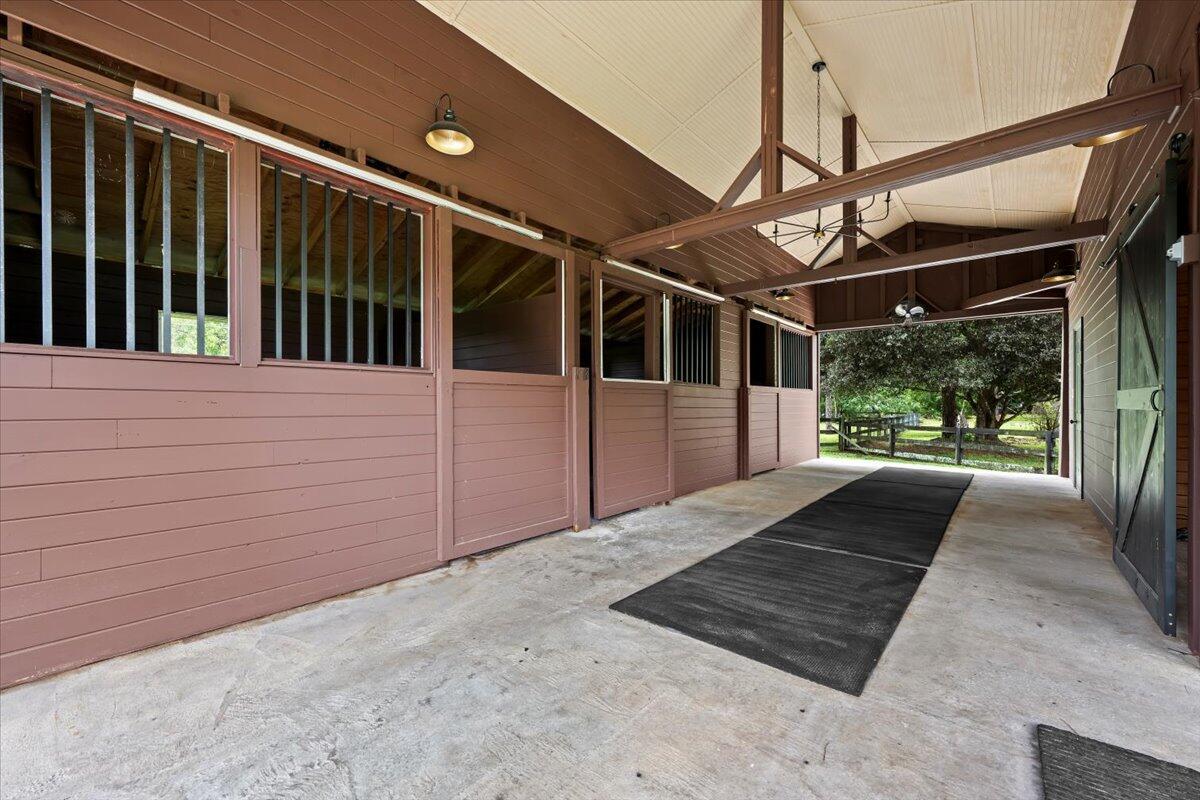 CALOOSA - Residential Lease