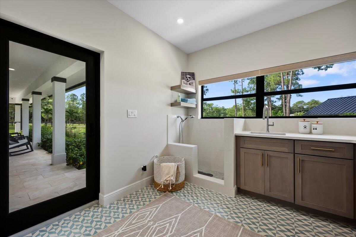 CALOOSA - Residential Lease