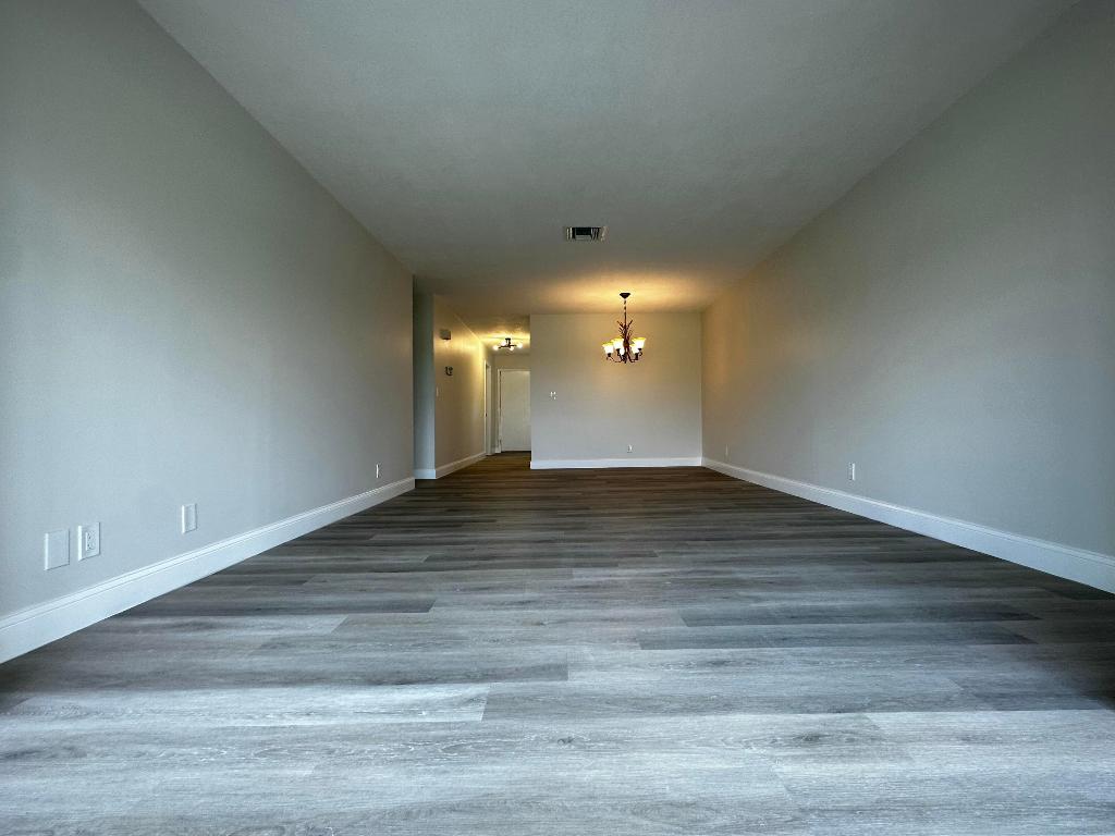 PALM GREENS AT VILLA DEL RAY CONDO II - Residential Lease