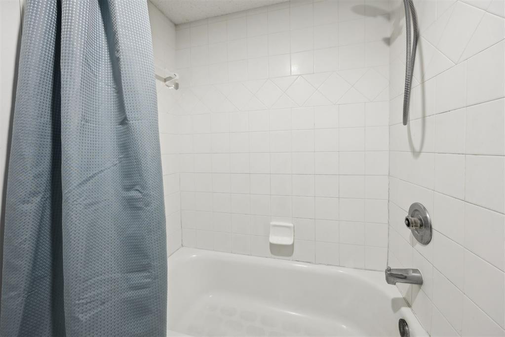 Beachwood Villas - Residential