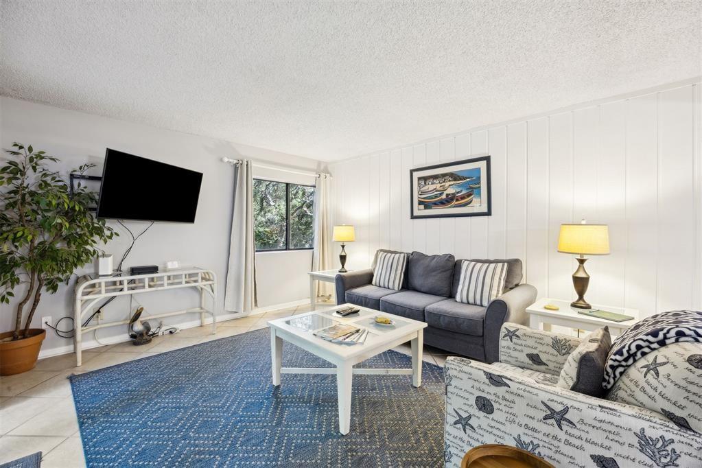 Beachwood Villas - Residential