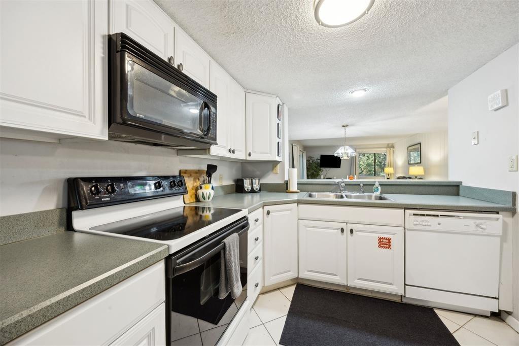 Beachwood Villas - Residential