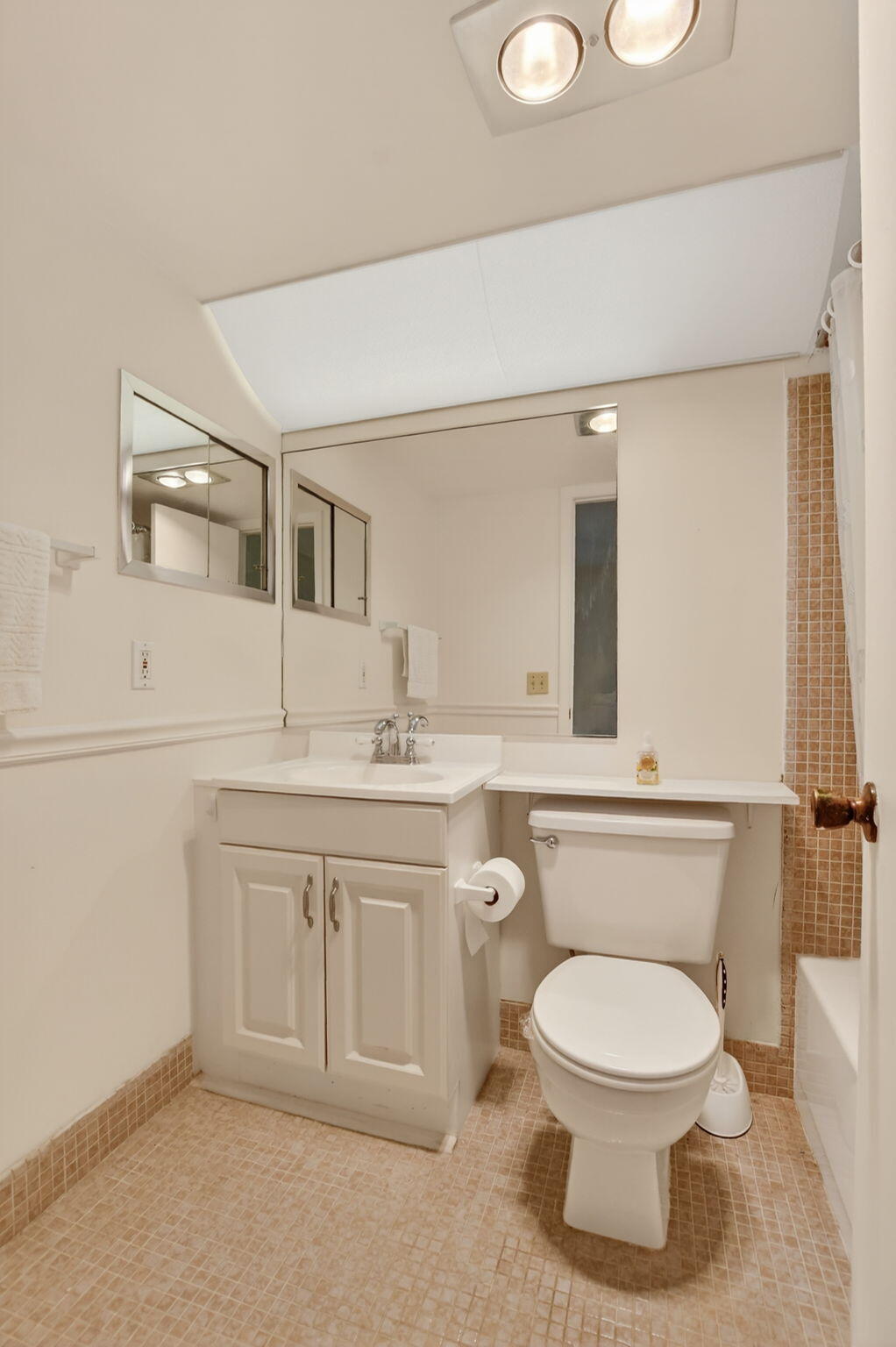 DURHAM B CONDO - Residential