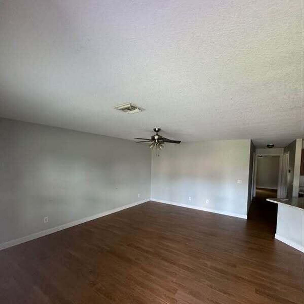 Photo of 2371 Ave I #2371, Fort Pierce, FL 34950 (MLS # R11055205)