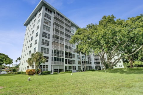 Tiny photo for 2940 N COURSE Drive #401, Pompano Beach, FL 33069 (MLS # B26088955)