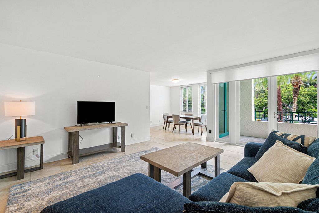 Photo of 100 SE 5th Avenue #216, Boca Raton, FL 33432 (MLS # B26057507)