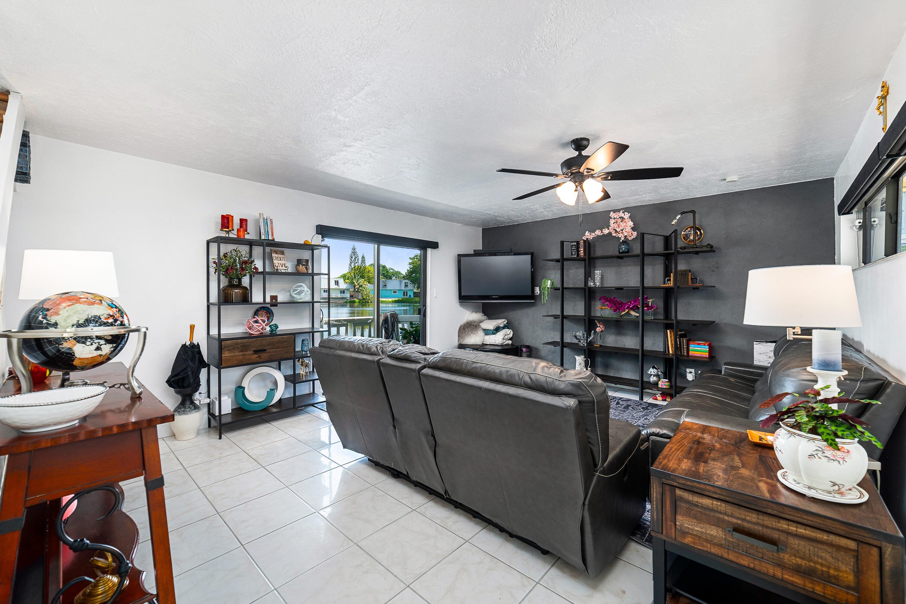 1351 NE 40th Place