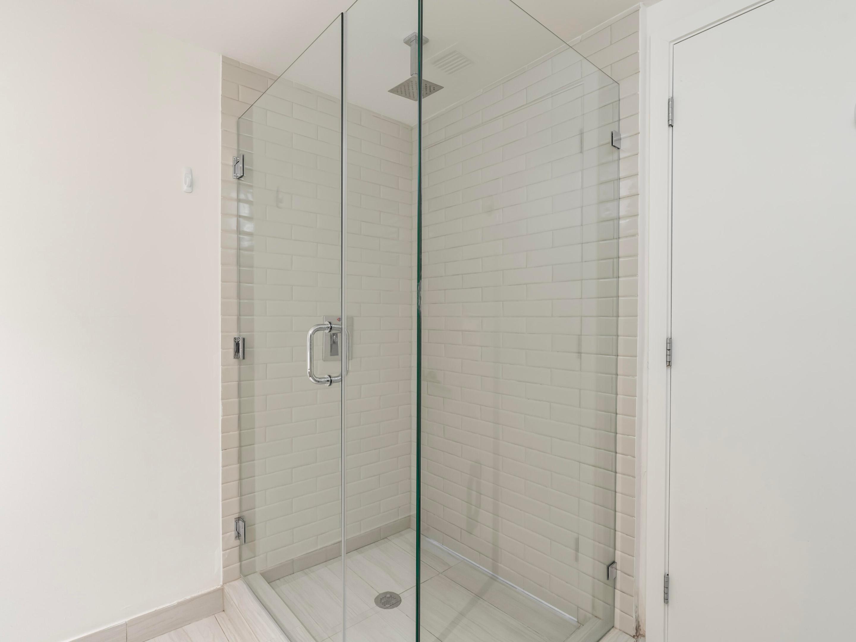 4010 SOUTH OCEAN CONDO - Residential