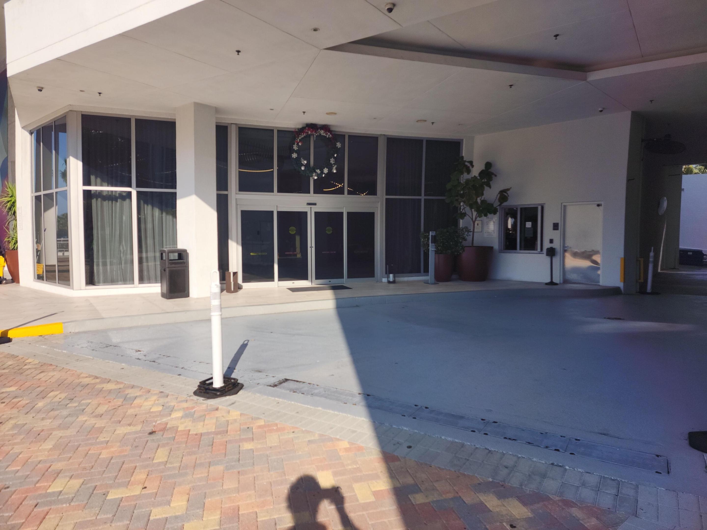 4010 SOUTH OCEAN CONDO - Residential