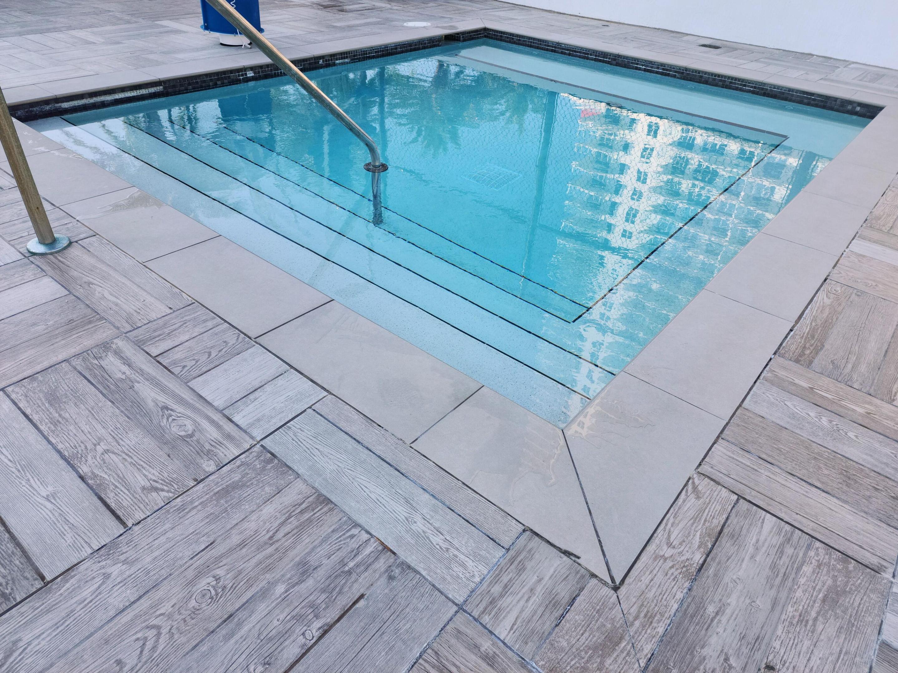 4010 SOUTH OCEAN CONDO - Residential