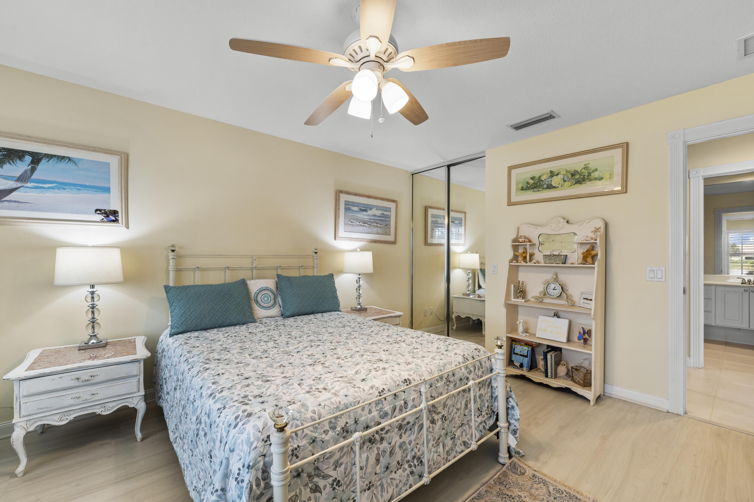 VILLAGEWALK OF WELLINGTON 1 - Residential