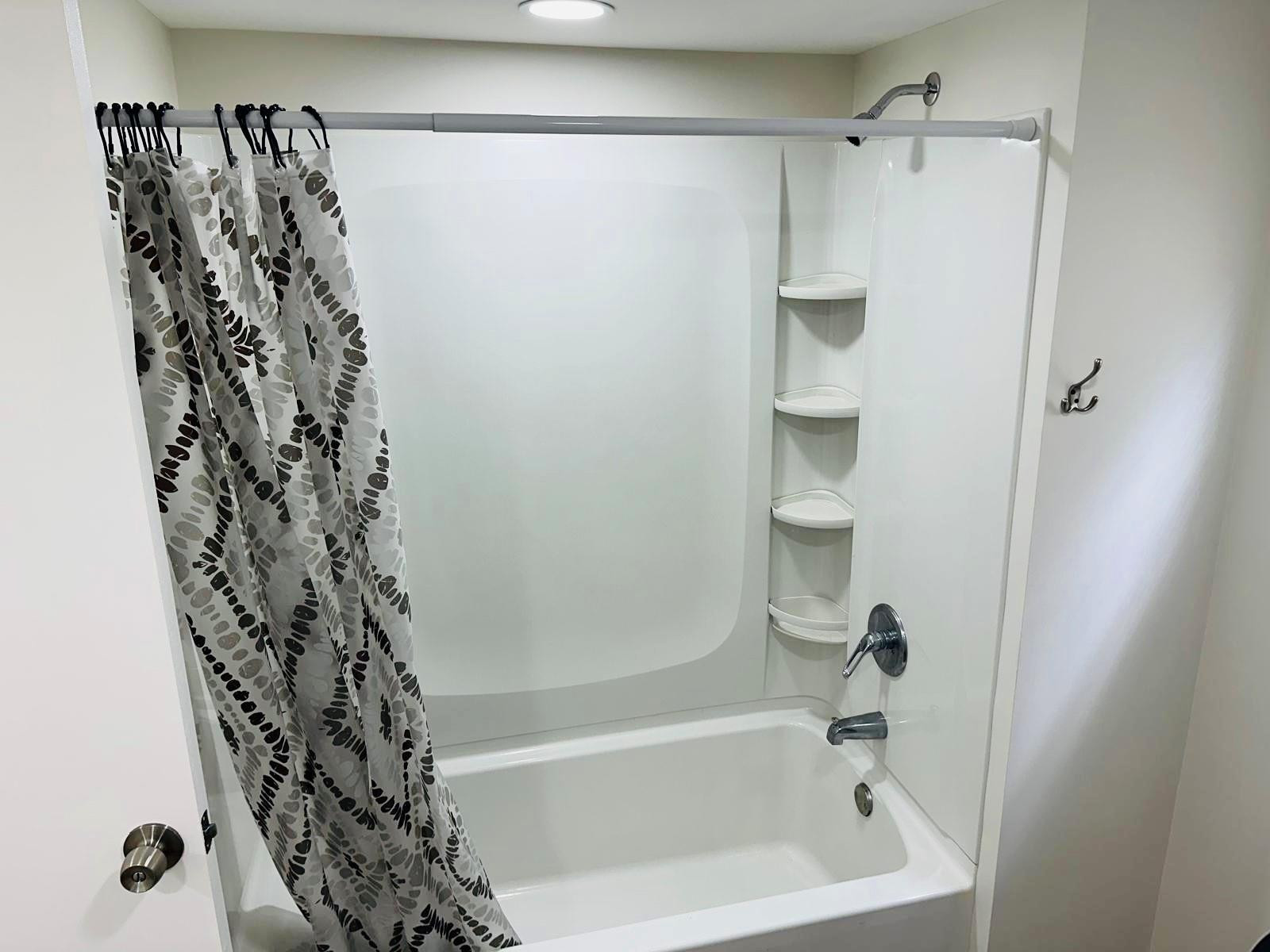 TIA JUANA VILLA - Residential Lease