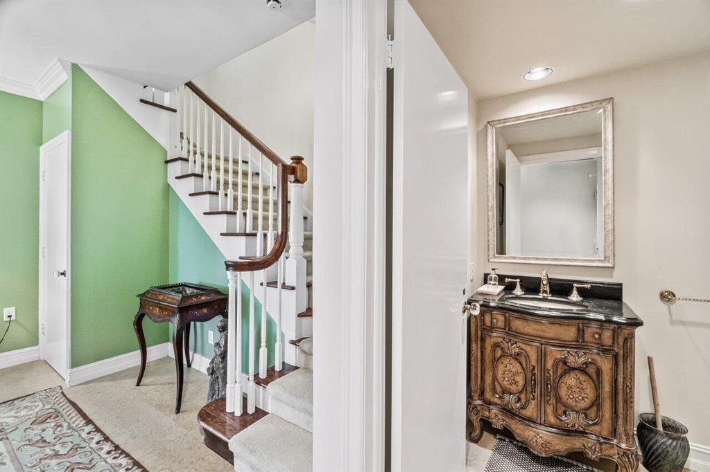 2001 SE Sailfish Point Boulevard 104