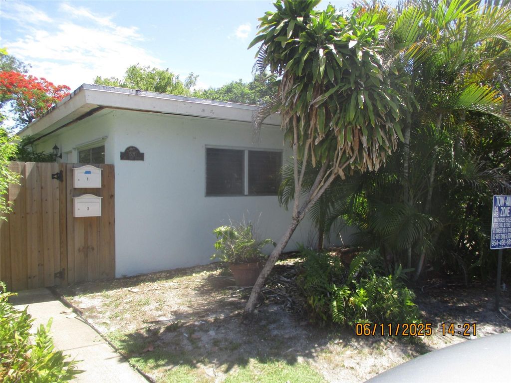 Photo of 1520 NE 33rd Street #1, Fort Lauderdale, FL 33334 (MLS # F10509755)