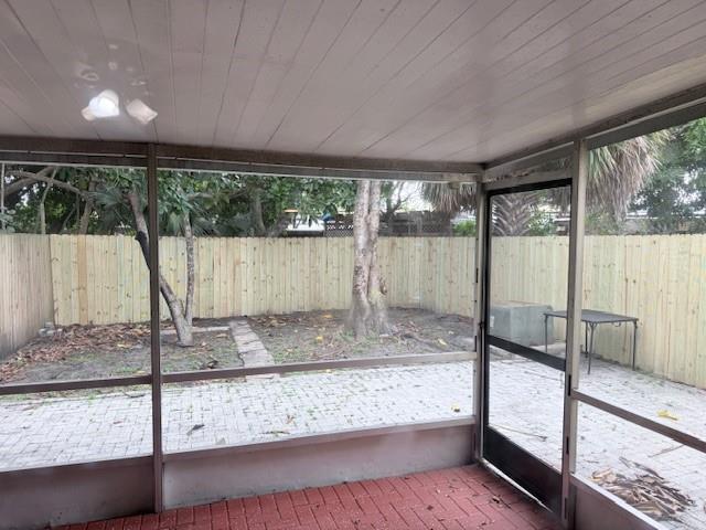 lake isles - Residential Lease