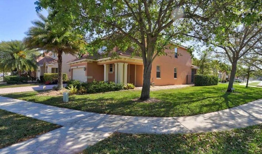 Photo of 5888 SE Crooked Oak Avenue, Hobe Sound, FL 33455 (MLS # B26035272)