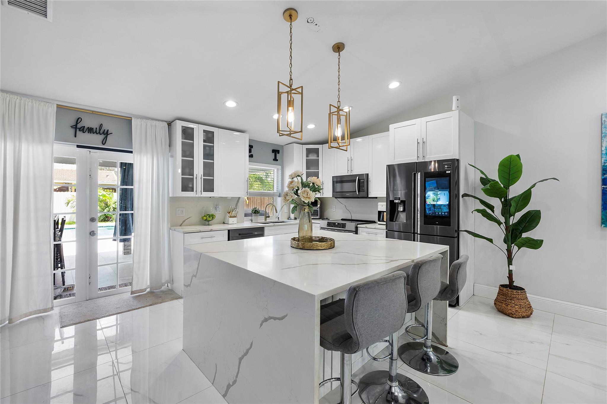 Westchester 72-43 B - Residential Lease